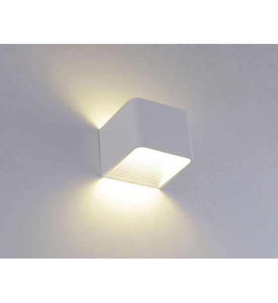 Бра Crystal Lux CLT 010W100 WH Бра Crystal Lux CLT 010W100 WH