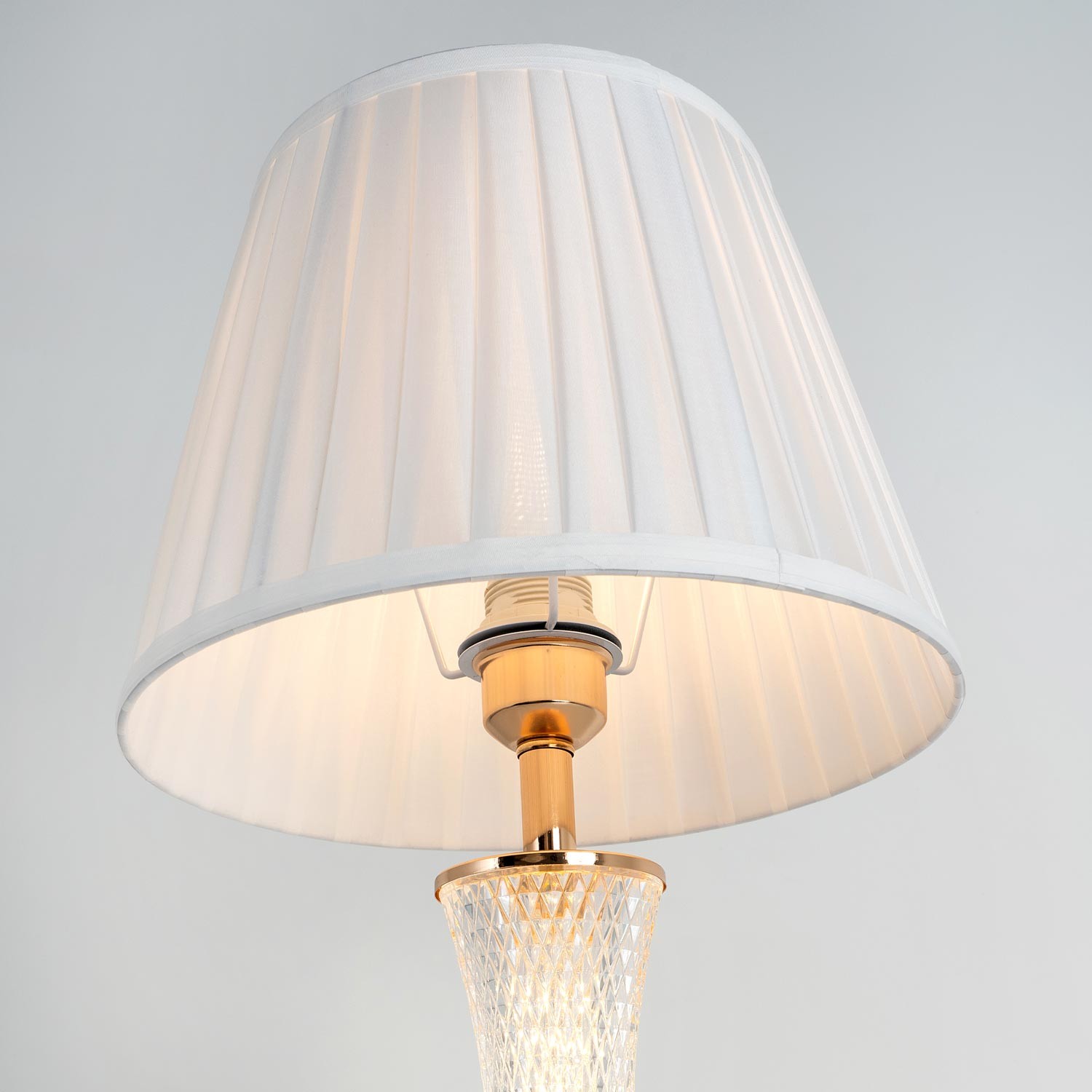 Настольный светильник LED4U L6161 GD