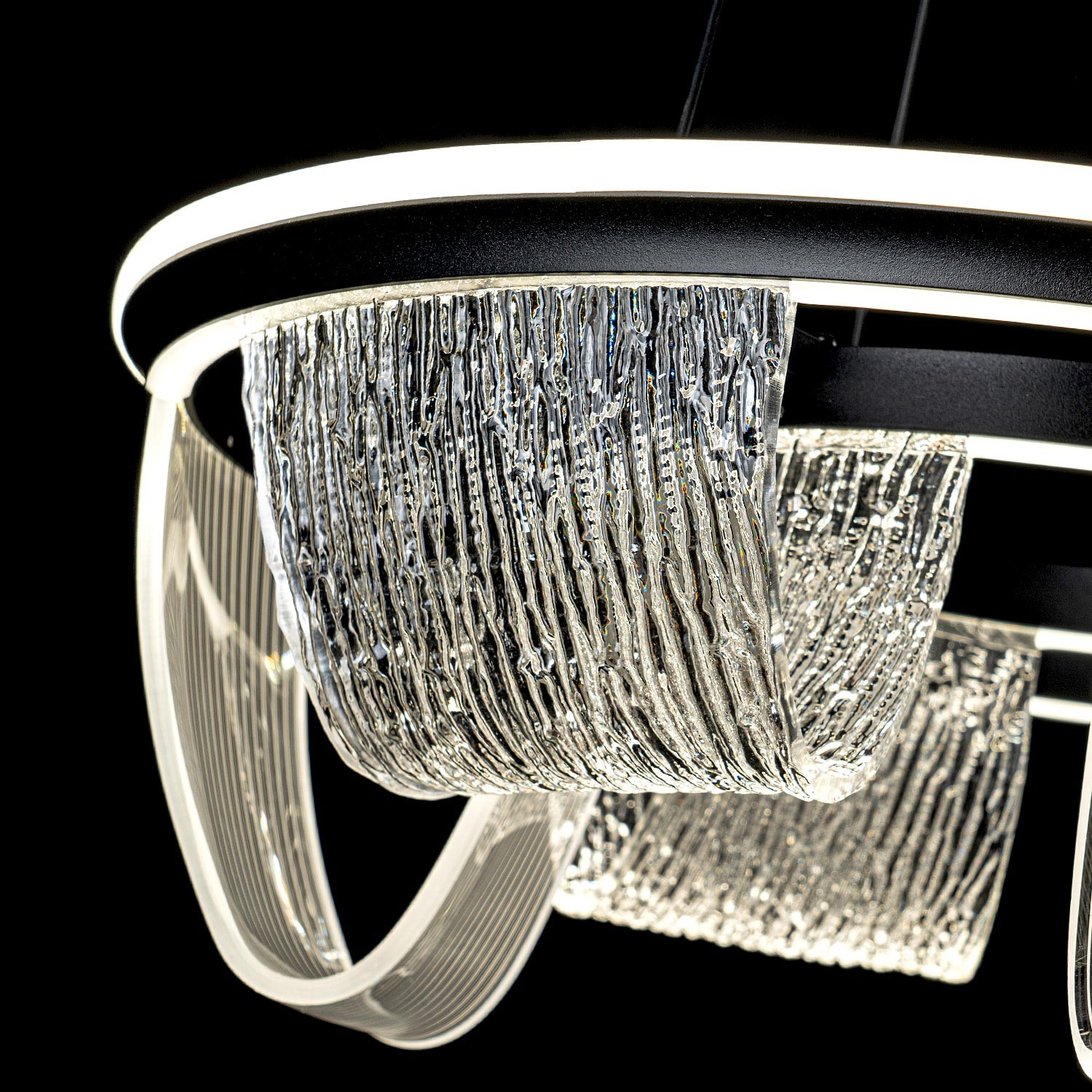 Подвесной светильник LED4U L7706-460 BK