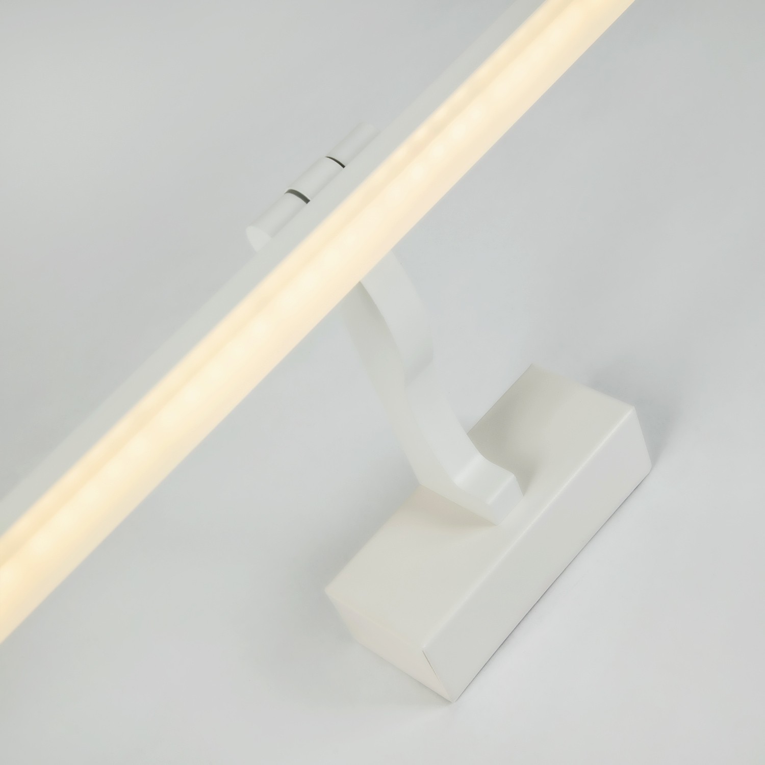 Настенный светильник LED4U L7186-420 WH