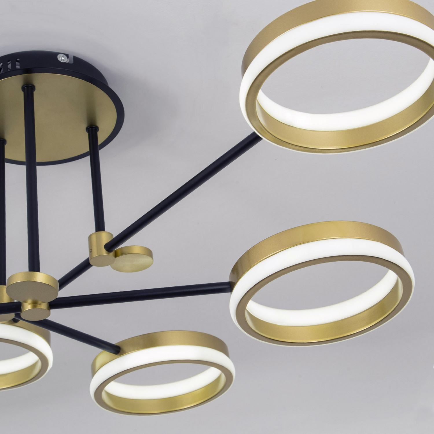 Потолочный светильник LED4U L3102-3