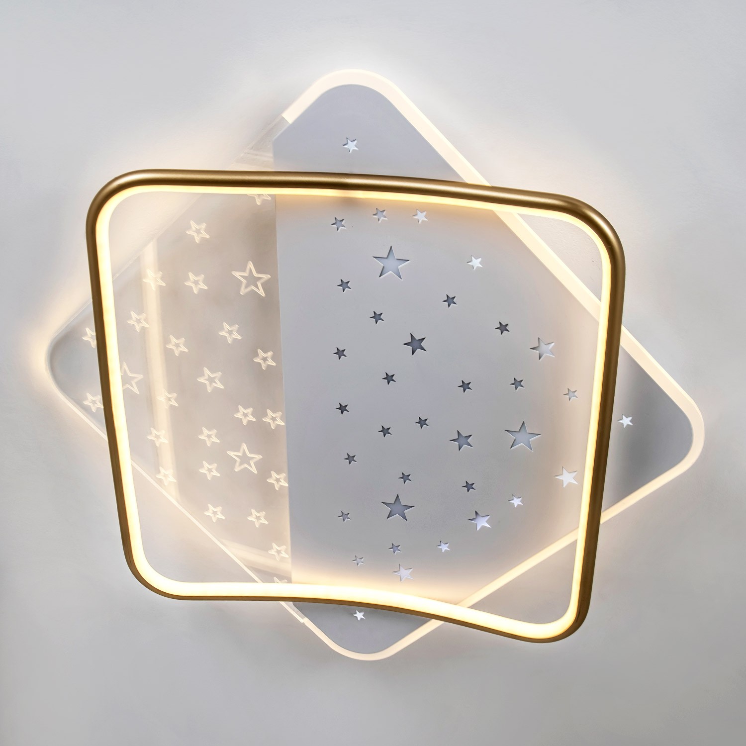 Потолочный светильник LED4U L1037-520 GD