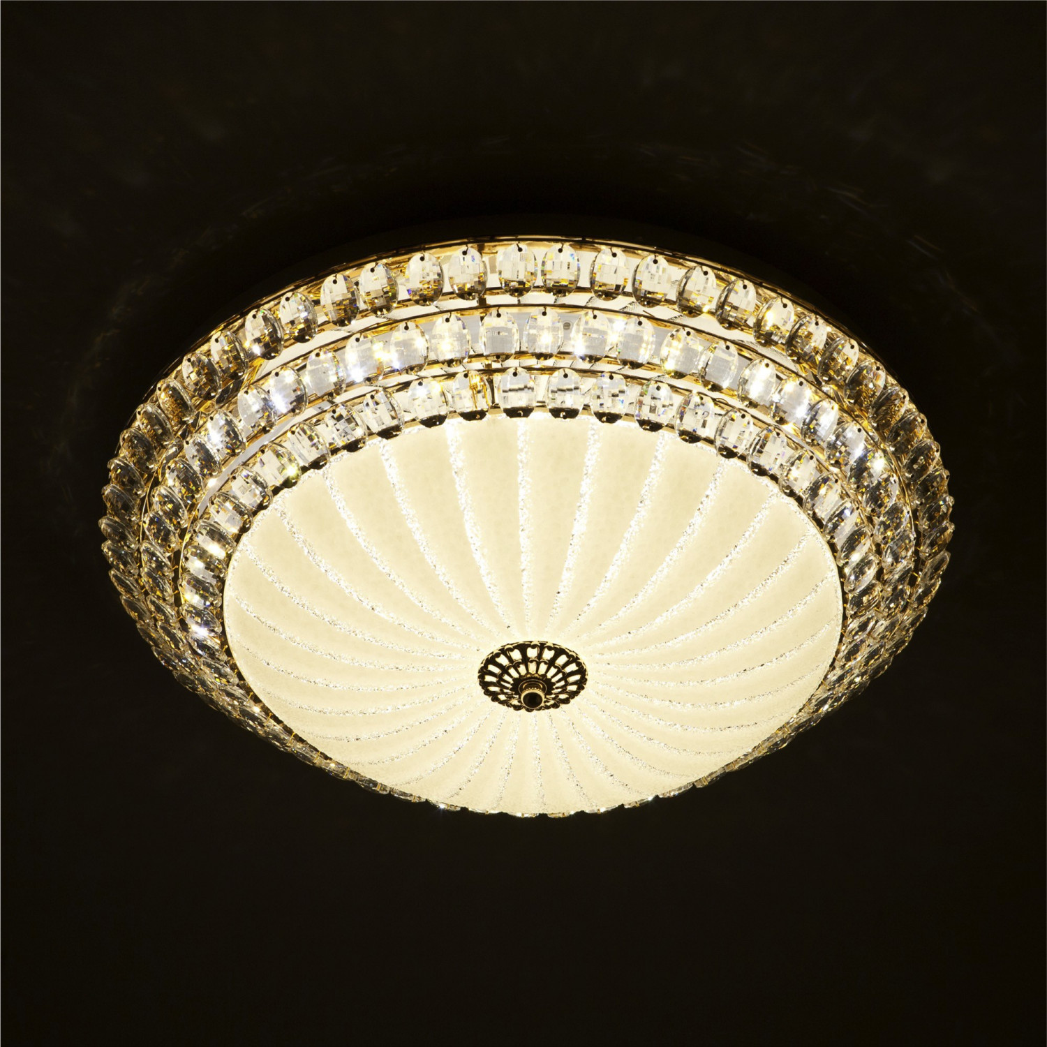 Потолочный светильник LED4U L1101-550 GD