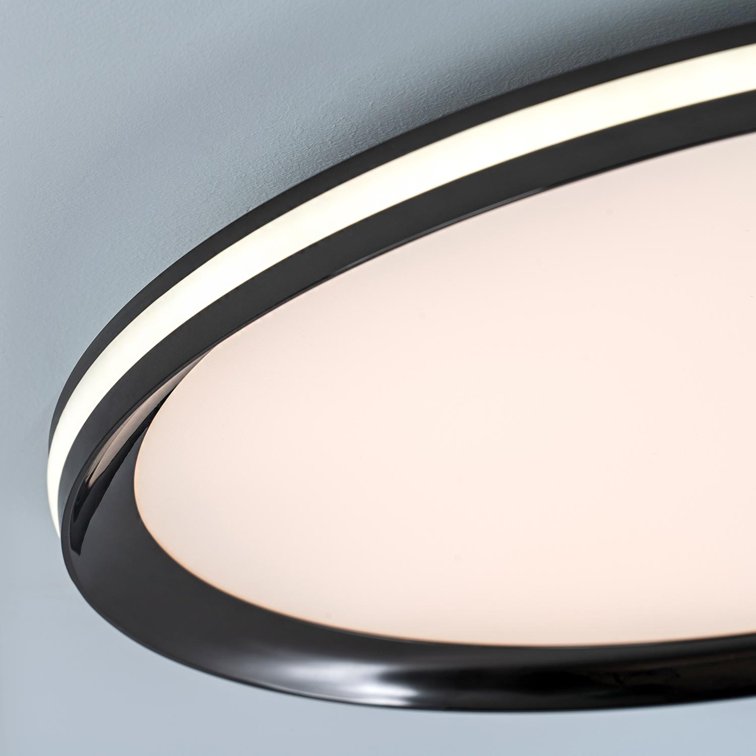 Потолочный светильник LED4U L3020-400 BK