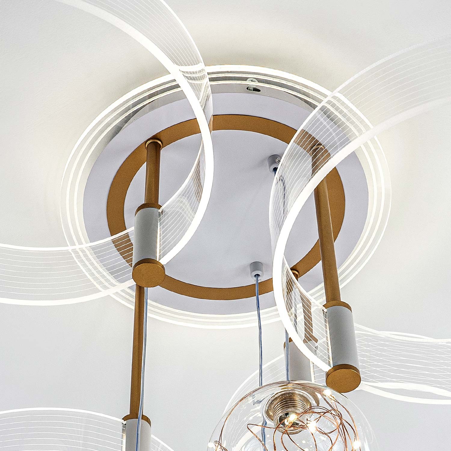 Потолочный светильник LED4U L1040-750 WT