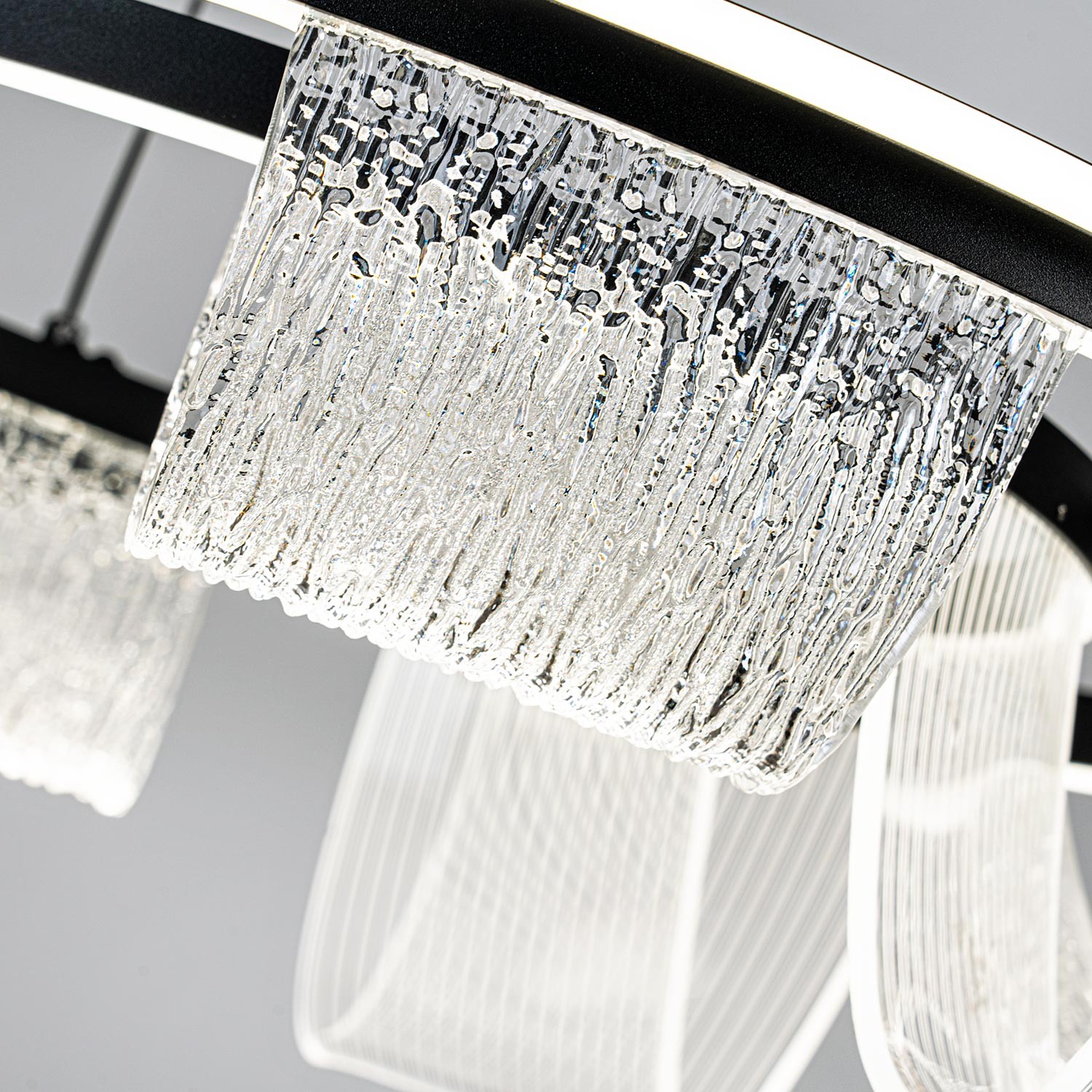 Подвесной светильник LED4U L7706-630 BK