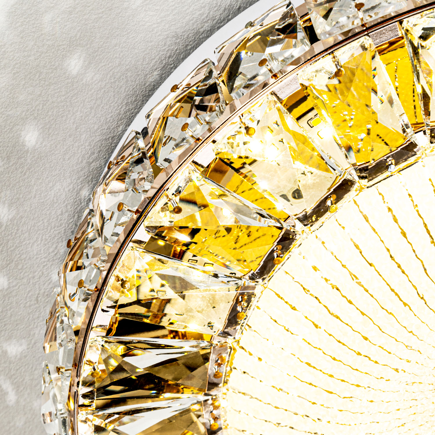 Потолочный светильник LED4U L1146-300 GD