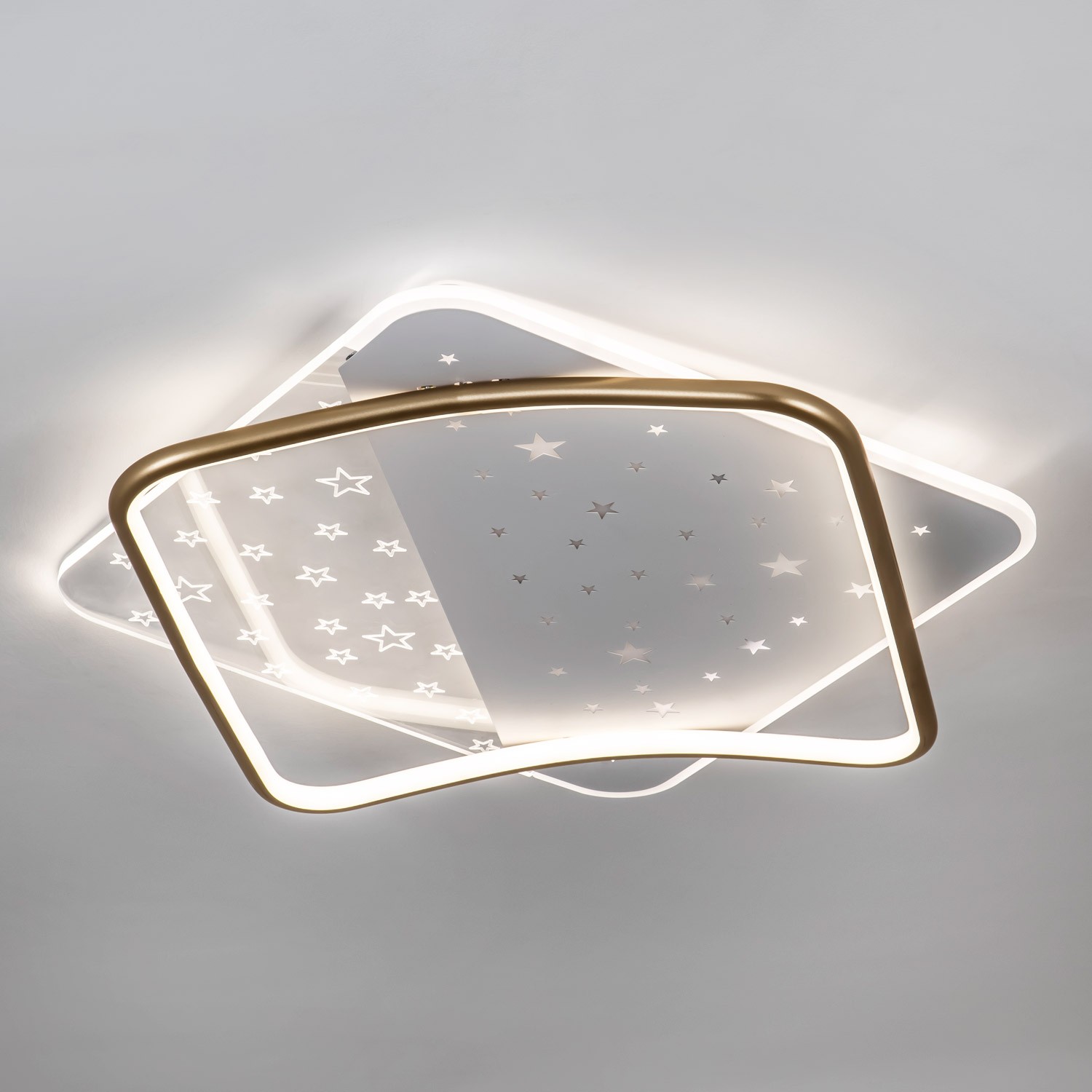 Потолочный светильник LED4U L1037-520 GD