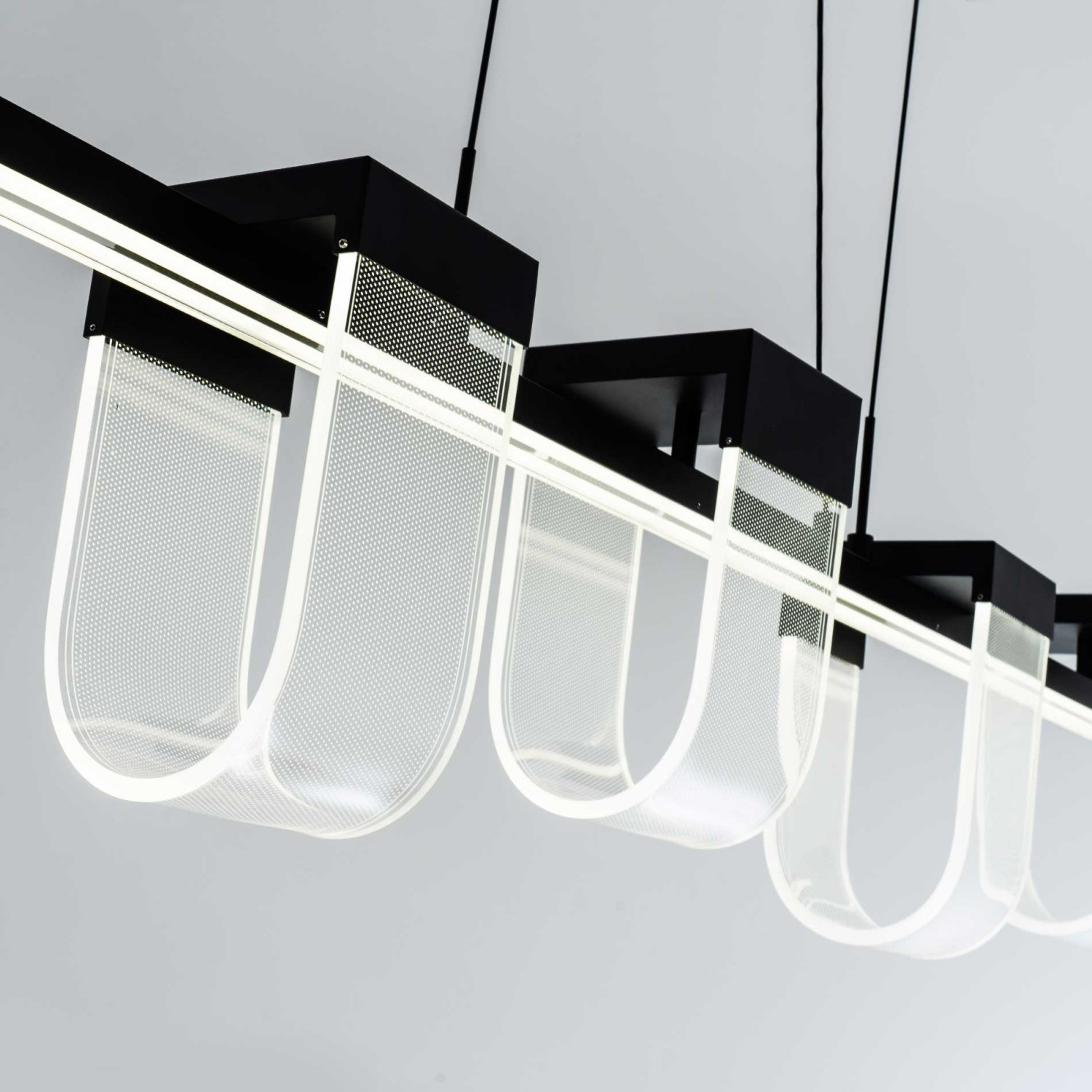 Подвесной светильник LED4U L7707-1200 BK