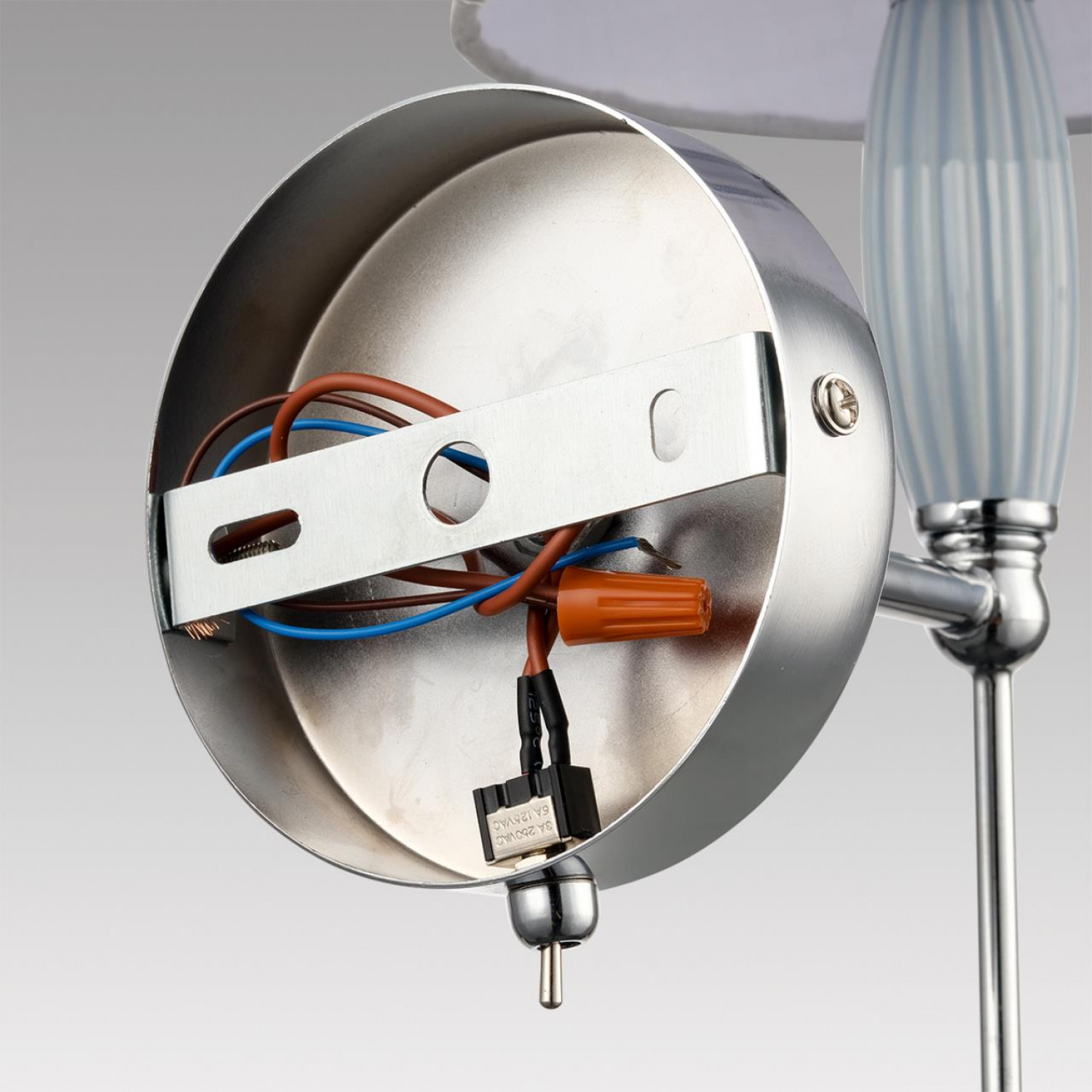 Бра Lumion 8279/1W KARMEN