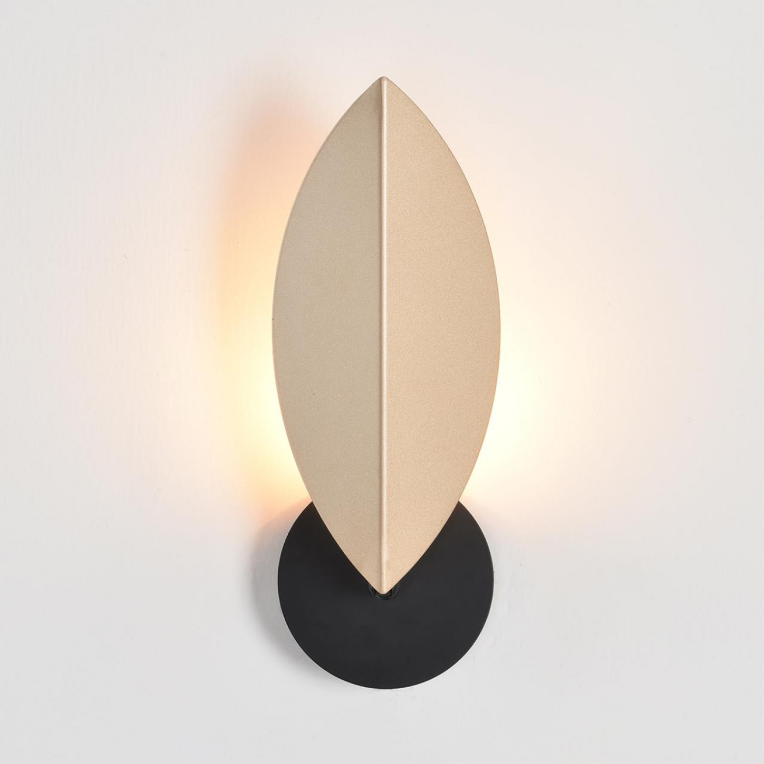 Бра Lumion 8396/1W LEAF
