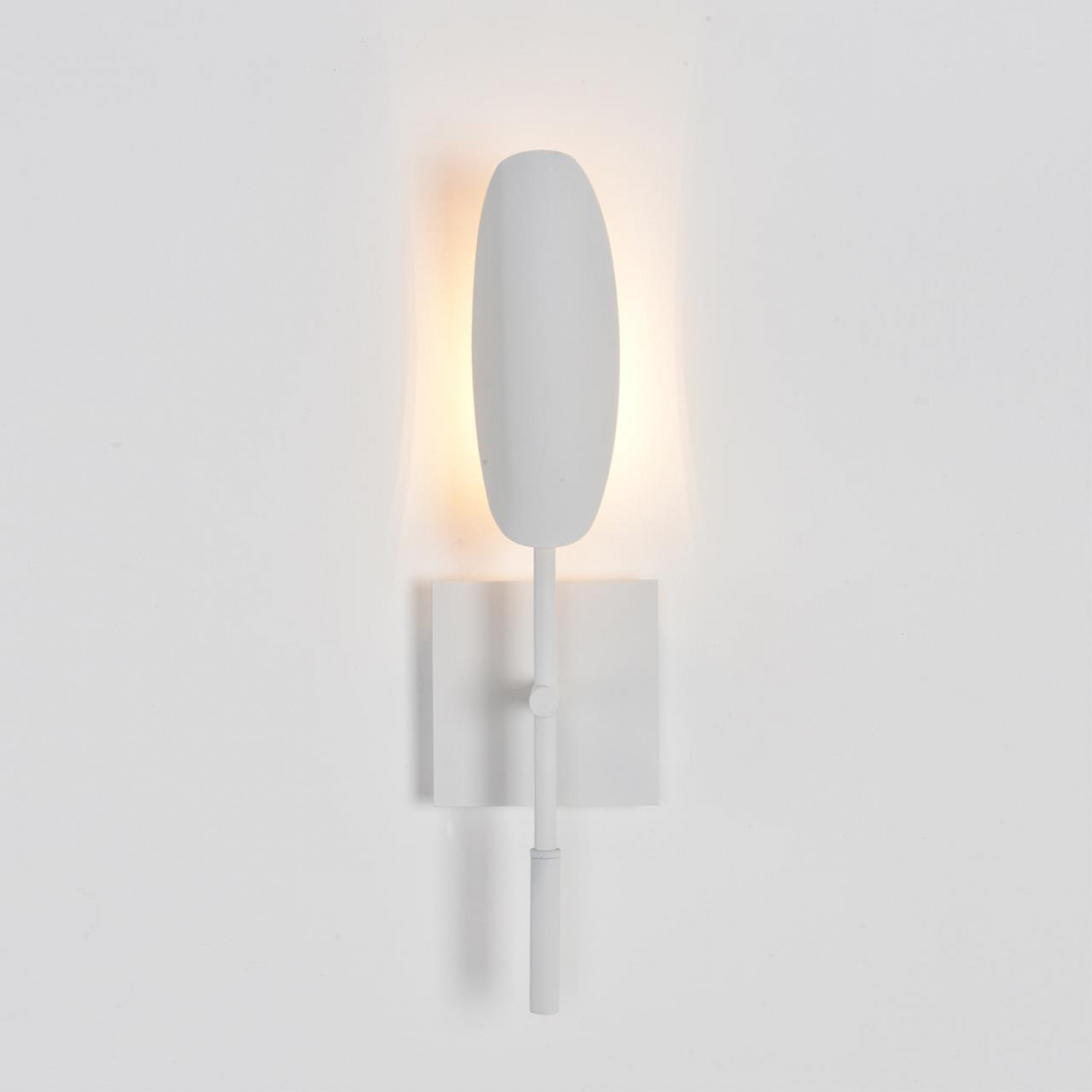 Бра Lumion 8398/1W FOLIO