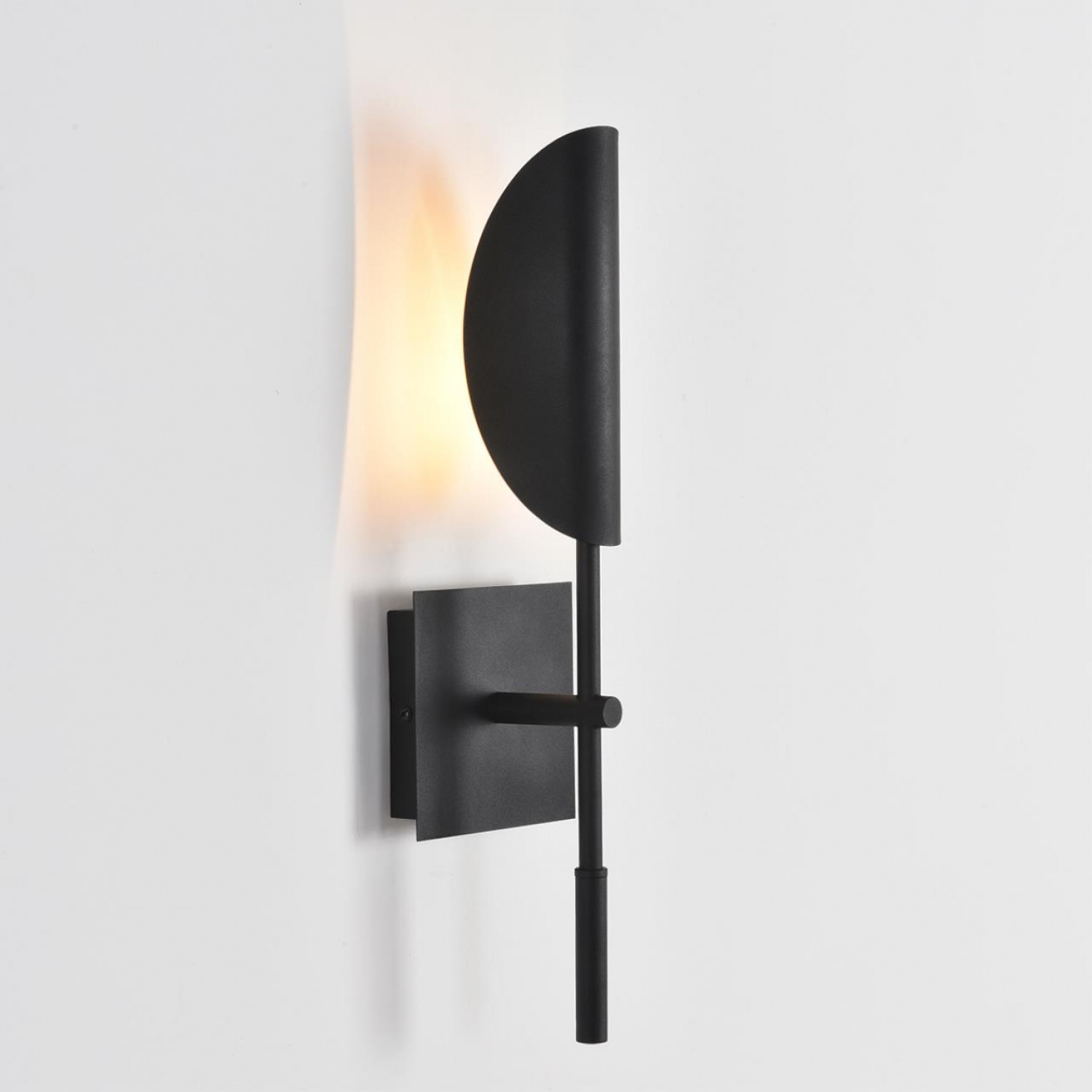 Бра Lumion 8397/1W FOLIO