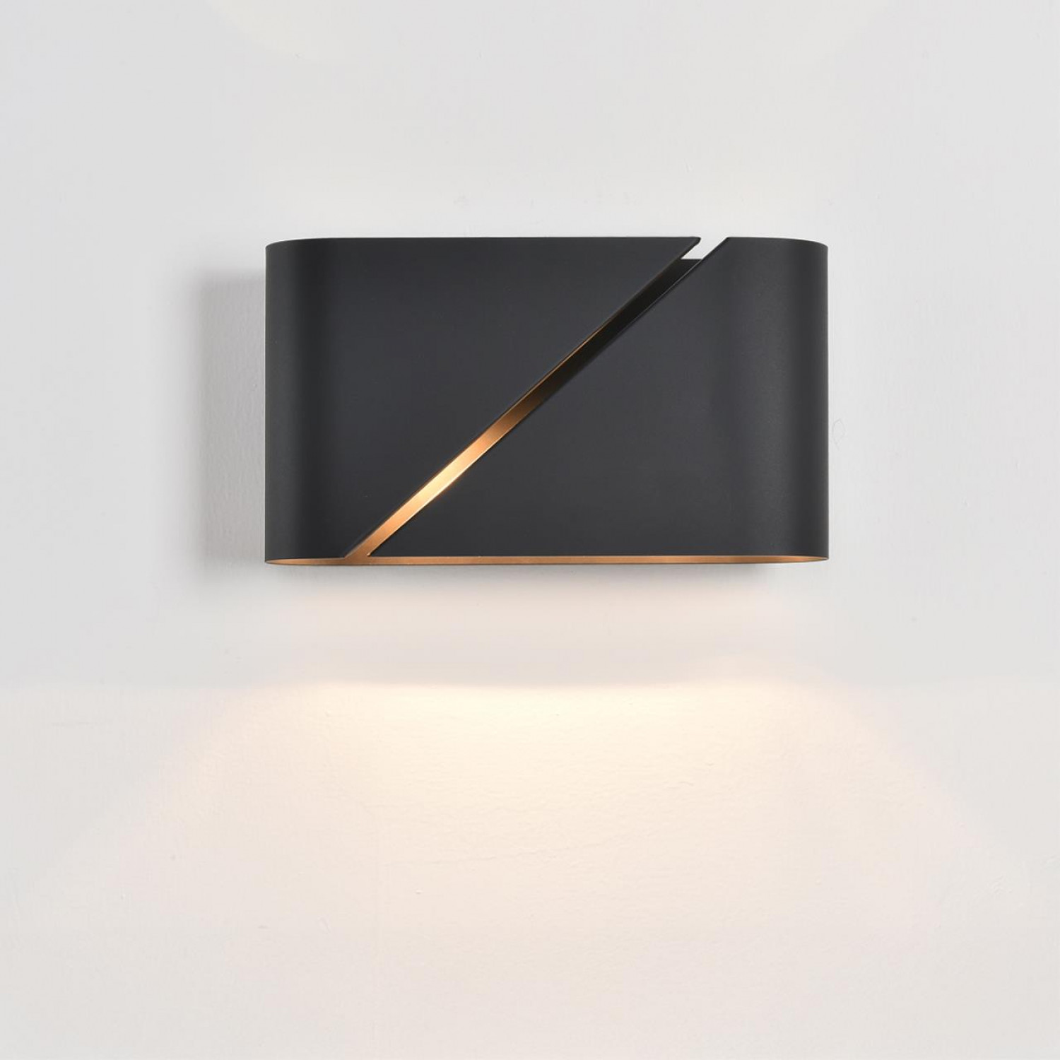 Бра Lumion 8392/2W ELMA