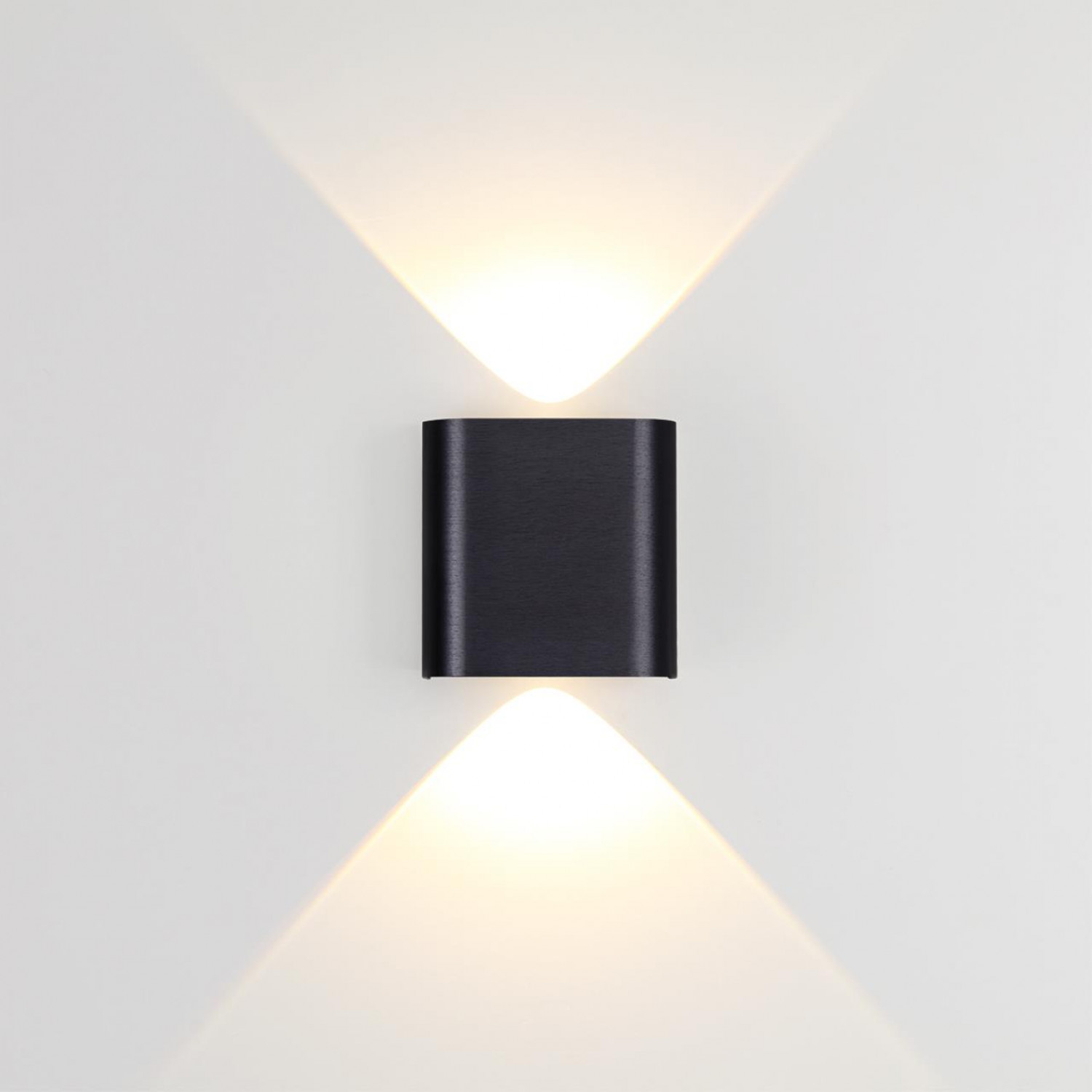 Настенный светильник Odeon Light 7191/2WL MAGNUM